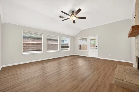 5517 Autumn Ash Lane Rosharon TX 77583
