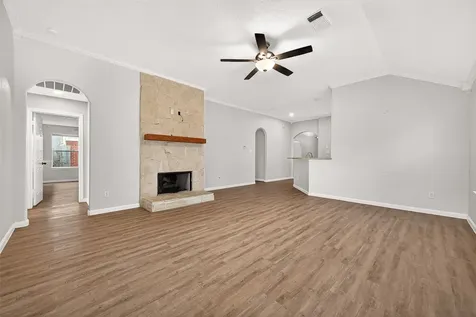 5517 Autumn Ash Lane Rosharon TX 77583