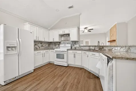 5517 Autumn Ash Lane Rosharon TX 77583