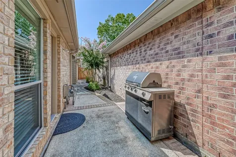 1107 Parkhaven Lane Houston TX 77077