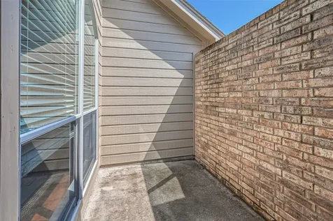1107 Parkhaven Lane Houston TX 77077
