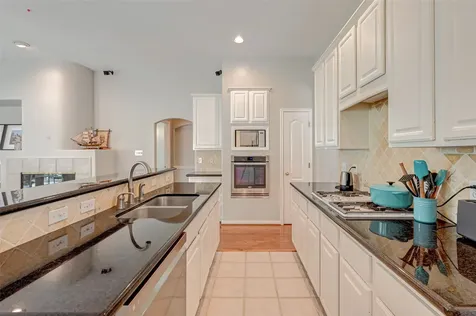 1107 Parkhaven Lane Houston TX 77077