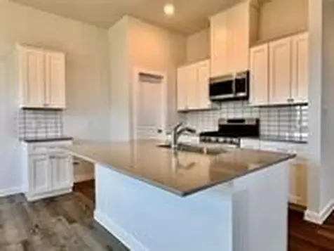 903 Road 5102 Cleveland TX 77327