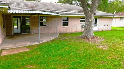 1607 Mcfarland Street Baytown TX 77520