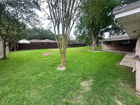 1607 Mcfarland Street Baytown TX 77520