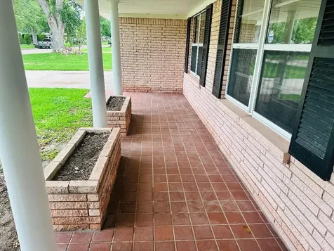 1607 Mcfarland Street Baytown TX 77520