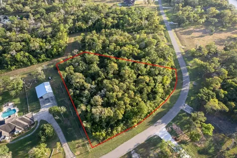 31811 Bayou Bend Richwood TX 77515