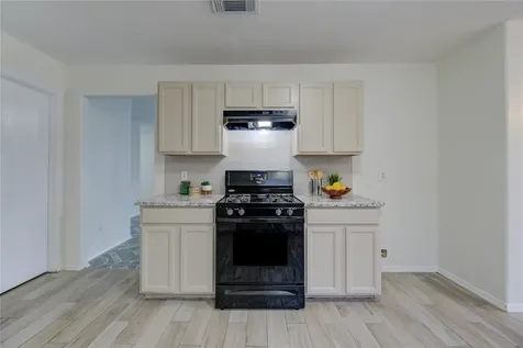 9926 Myrtle Field Lane Houston TX 77044
