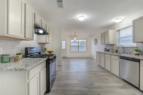 9926 Myrtle Field Lane Houston TX 77044