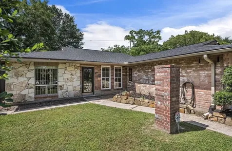 7519 Silent Wood Lane Houston TX 77086