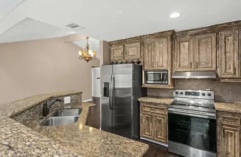 7519 Silent Wood Lane Houston TX 77086