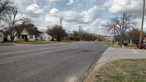 1703 N Park Street N Brenham TX 77833