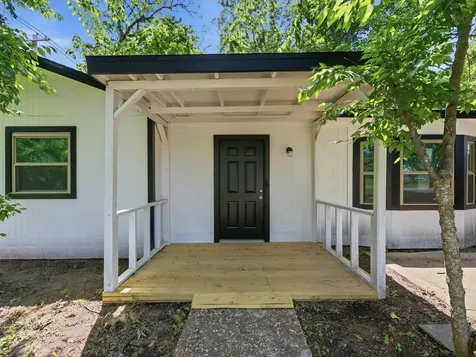 725 Lafayette Street Hempstead TX 77445