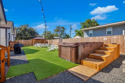 5301 Avenue M Galveston TX 77551