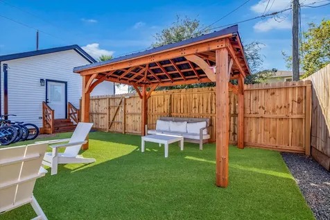 5301 Avenue M Galveston TX 77551
