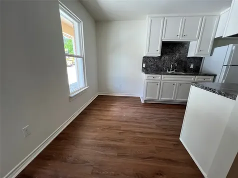 1231 Sycamore Avenue D Huntsville TX 77340