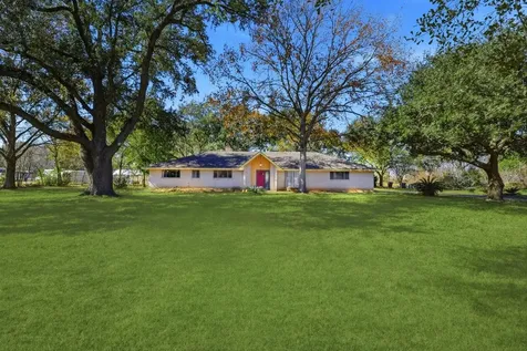 11902 Dover Street Houston TX 77031
