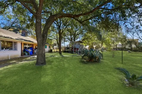 11902 Dover Street Houston TX 77031