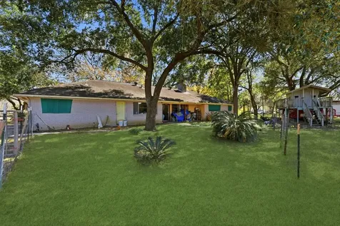 11902 Dover Street Houston TX 77031