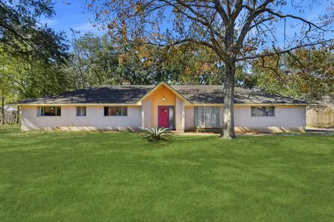 11902 Dover Street Houston TX 77031