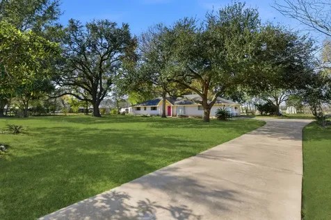 11902 Dover Street Houston TX 77031