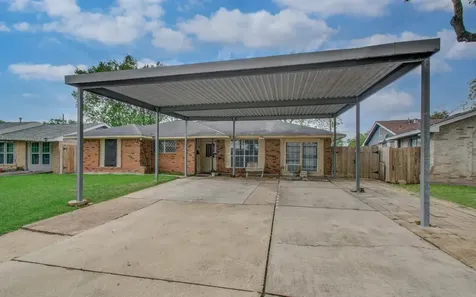 9223 Rockcliff Drive Houston TX 77037