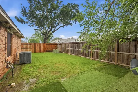 2028 Sandy Knoll Drive Missouri City TX 77489