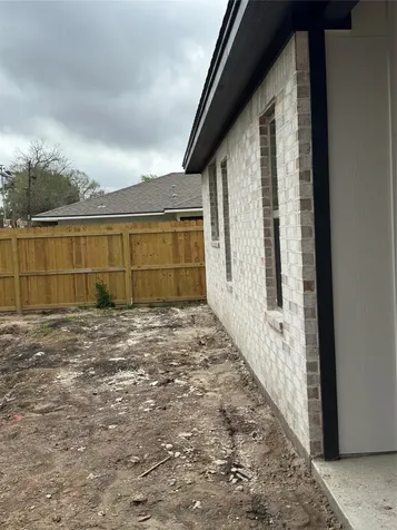 1211 S 14th Street Nederland TX 77627