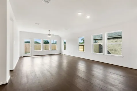 2727 Alexis Street Seabrook TX 77586