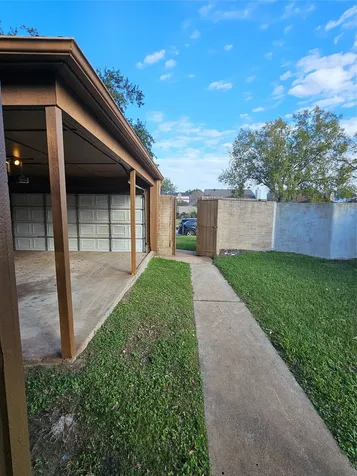 8151 Misty Ridge Lane Houston TX 77071