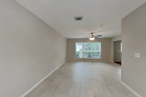 16811 Country Bridge Road Houston TX 77095