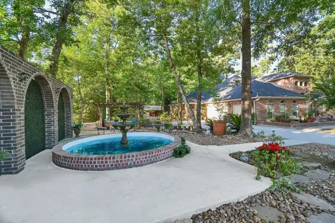 11943 White Oak Pass Conroe TX 77385