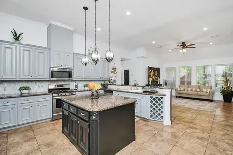11943 White Oak Pass Conroe TX 77385