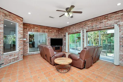 11943 White Oak Pass Conroe TX 77385