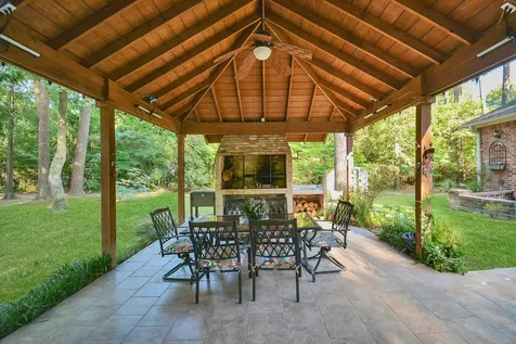 11943 White Oak Pass Conroe TX 77385