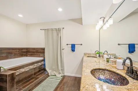 16811 Waycreek Road Houston TX 77068