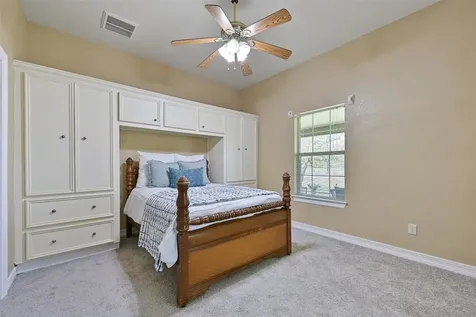 1 Wolfe Lane Manvel TX 77578