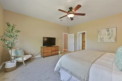 1 Wolfe Lane Manvel TX 77578