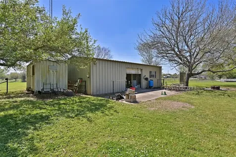 1 Wolfe Lane Manvel TX 77578