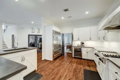 4004 Childress Street Houston TX 77005