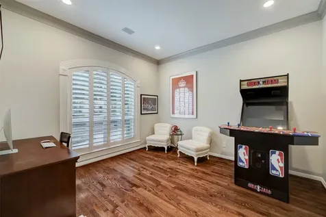 4004 Childress Street Houston TX 77005