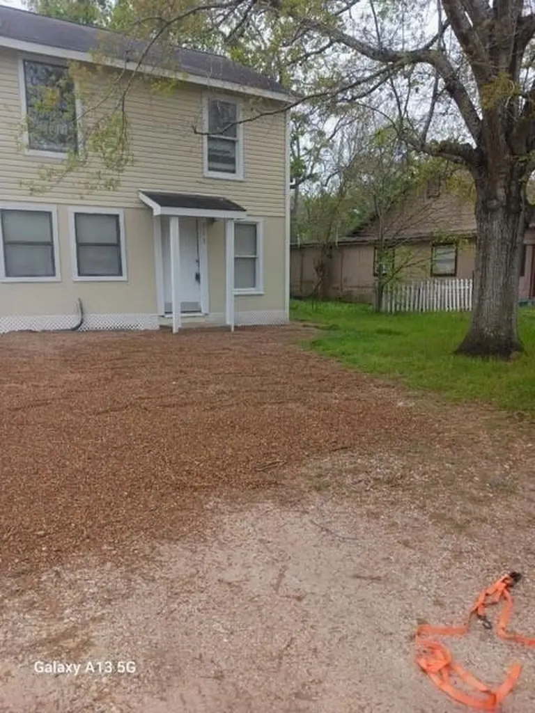 312 S Pumphrey Street Edna TX 77957