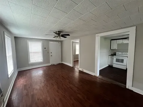 312 S Pumphrey Street Edna TX 77957