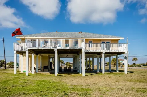 18409 Shaman Drive Galveston TX 77554