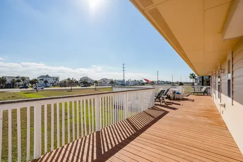 18409 Shaman Drive Galveston TX 77554