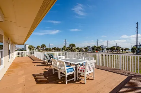 18409 Shaman Drive Galveston TX 77554