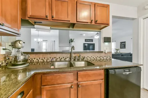 4010 Spring Branch Drive W Pearland TX 77584
