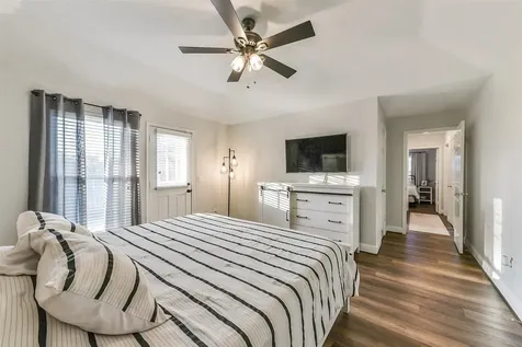 4010 Spring Branch Drive W Pearland TX 77584