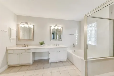 4010 Spring Branch Drive W Pearland TX 77584