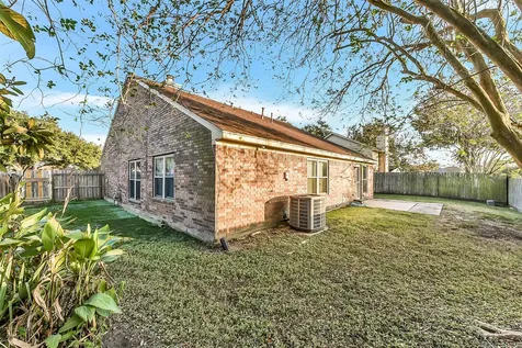 4010 Spring Branch Drive W Pearland TX 77584